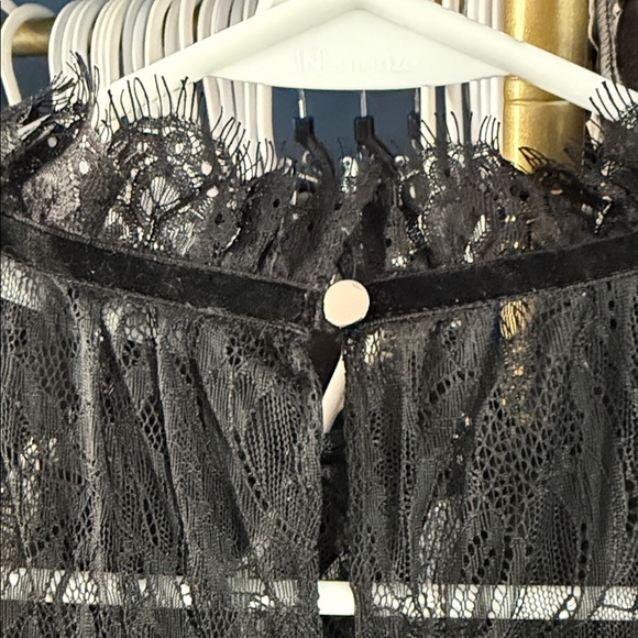 White House Black Market Size 12 - Picture 7 of 8